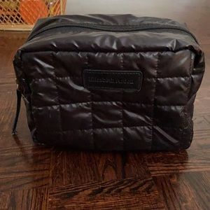 Elizabeth Arden pillow bag